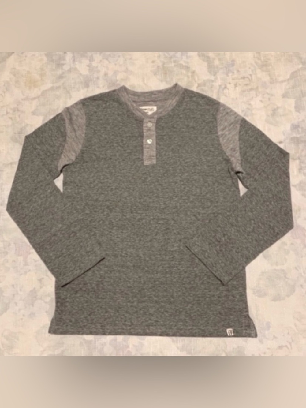 Sovereign Code Charcoal Gray Long-Sleeve Henley with Contrast Shoulders